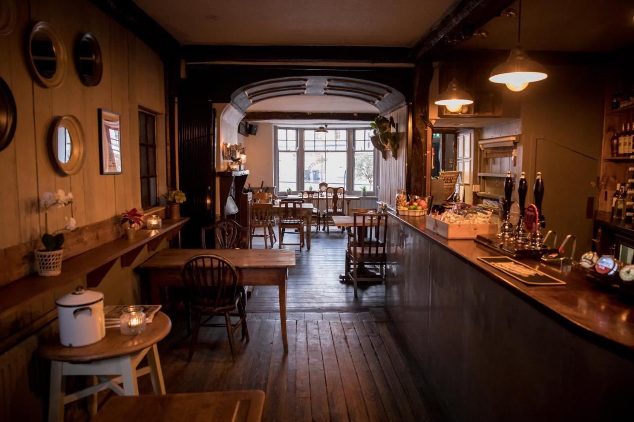 The Black Swan Inn Devizes Ngoại thất bức ảnh
